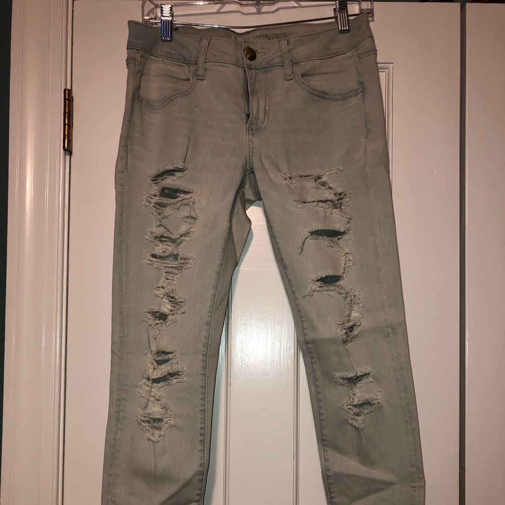 American Eagle Super Low Rise Whitewash Jeans